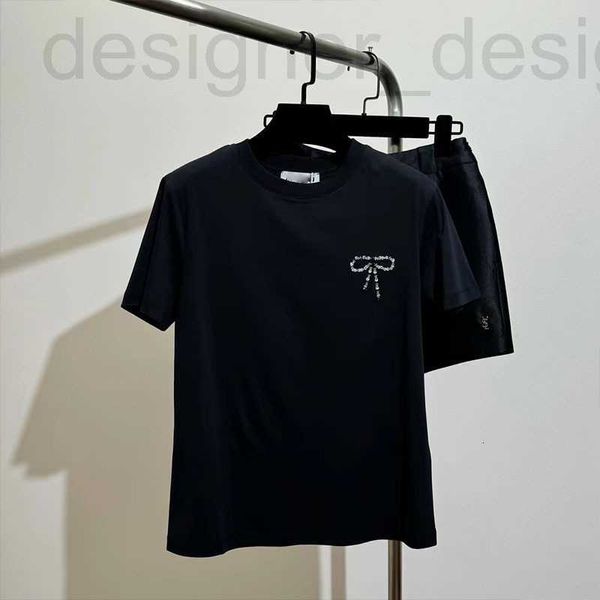 Herren T-Shirts Designermarke 2024 Frühjahr Neue Schleife Perlen Wasser Diamant Buchstabe Rundhals Kurzarm T-Shirt IFD1