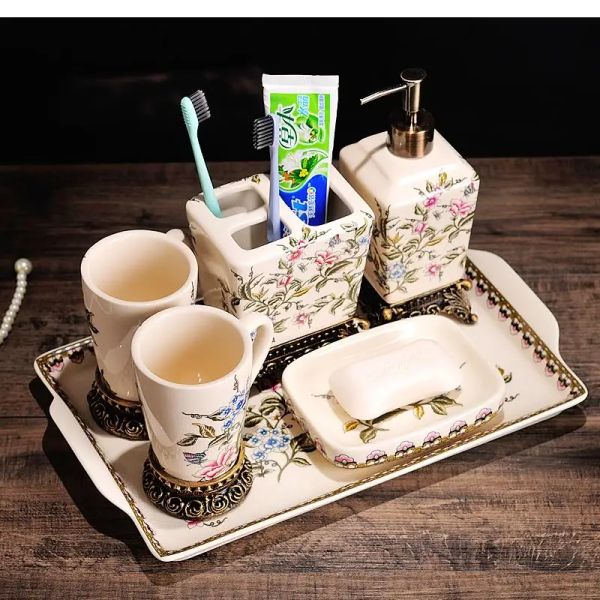 Halter Europäische Keramik Badezimmer Set Toilette Organizer Flüssigseife Flasche Gurgelbecher Zahnbürstenhalter Seifenschale Tablett Waschwerkzeuge