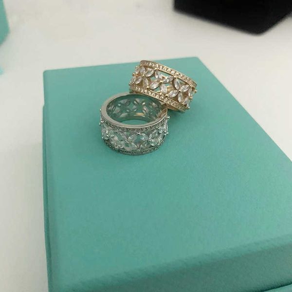 L'anello con zircone di lusso in argento sterling S925 del designer tiffay and co è cavo e non sbiadisce