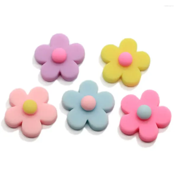 Flores decorativas 50/100 pçs kawaii pastel resina girassol encantos flatbacks flor pingentes diy decoração brincos chaveiros moda