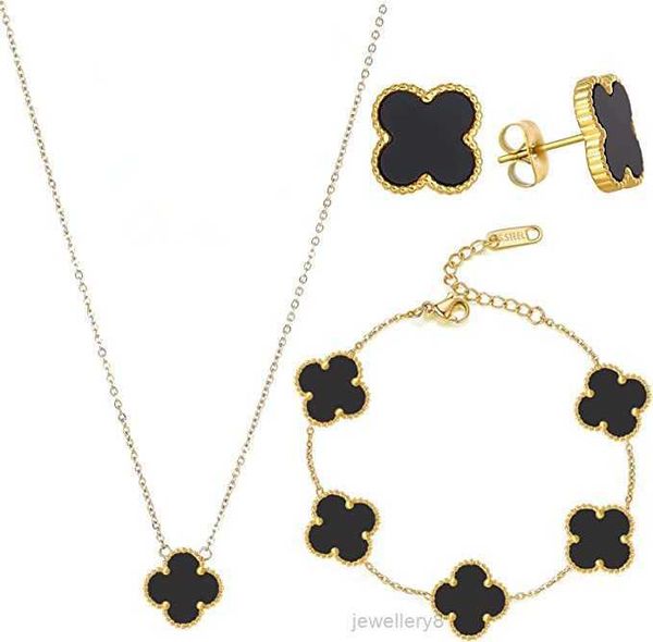 Set di gioielli firmati placcati in oro Fiori Quadrifoglio Cleef Fashional Ciondolo Orecchini Collana Collana Noi