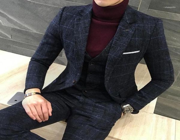 3-teilige Anzüge für Herren, neueste Mantel-Hose-Designs, königsblauer Herrenanzug, Herbst-Winter, dicker Slim-Fit, kariertes Hochzeitskleid, Smoking 112760780