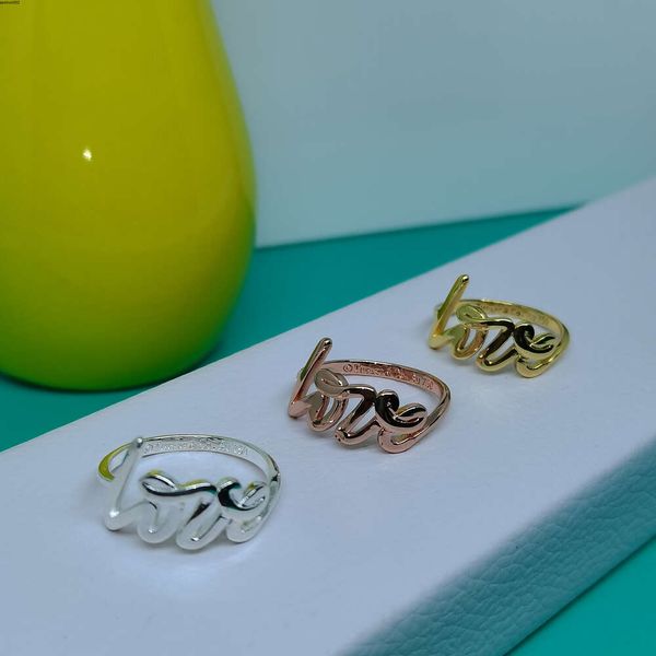 Designer TIFF Band Ring Liebesbrief 925 Sterling Silber Hochzeit Elegante Luxusmarke Ringe für Frauen Männer Paar Element Schmuck Rückgabeversprechen Pflr