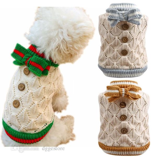 Vestiti per cani Cucciolo di gatto Maglione Cappotto invernale Designer Abbigliamento per cani Morbido Bowknot con bottoni Decor Pullover Maglione per cani Barboncini S2209