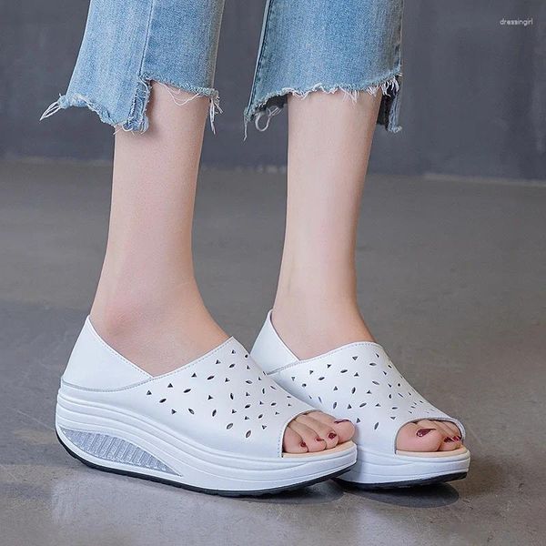 Sapatos de vestido Verão Mulheres Muffin Sandálias Grosso Inclinação Salto Senhoras Oco