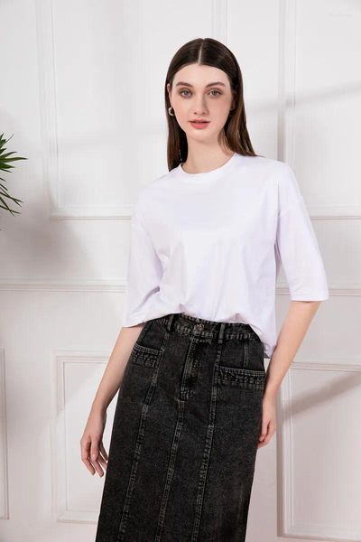 T-shirt da donna AS 2024 Summer Woman Boxy Tee Loose Desigh Lady Abbigliamento 95% cotone Look alla moda di alta qualità