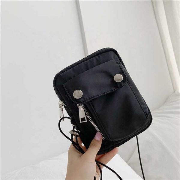 HBP Non-Brand Koreanisches kreatives Design kleine quadratische Tasche neue Damentasche Mode Handy einfach lässig Mini-Nylontaschen