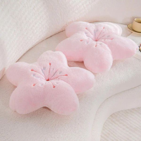 Puppen Plüsch Spielzeug rosa Kirschblütenblüten Blütenblätter Kissen Matte Kissen gefüllt Kawaii Blumenboden Sitz Kissen Sakura Plüsch Pillow Plushie Requisite