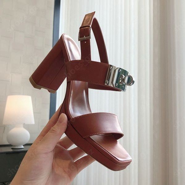 Sandálias de salto bloco robusto de alta qualidade couro genuíno fivela de metal plataforma saltos sapatos femininos sandálias de designer de luxo para mulheres sapatos de escritório com caixa