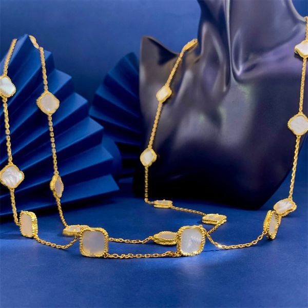 Colares de jóias de flores simples designer de moda de luxo vinte flores banhadas a ouro 18k colar feminino trevo de quatro folhas gargantilha clássica para presente de mãe zl164 G4