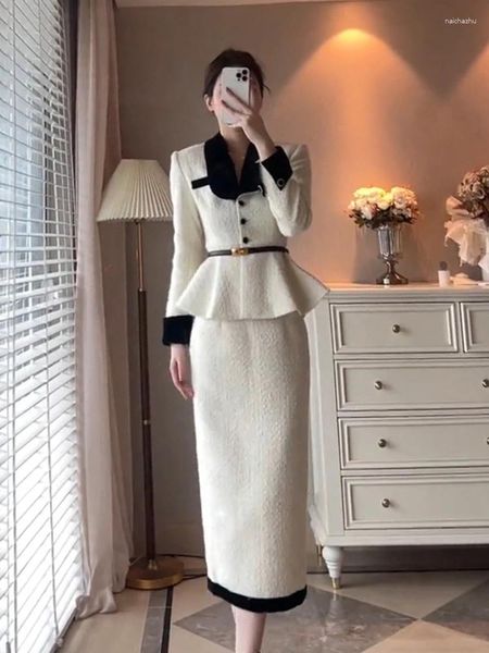 Vestido de duas peças alto sentido elegante branco feminino terno jaqueta saia outono e inverno casaco longo socialite high-end conjunto de duas peças de lã