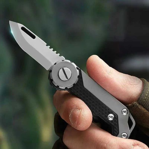 Camping Jagdmesser Titanlegierung Klappmesser Multifunktionales Überlebensmesser Outdoor Tragbares schwarzes EDC Schlüsselanhänger Auspackmesser 240312