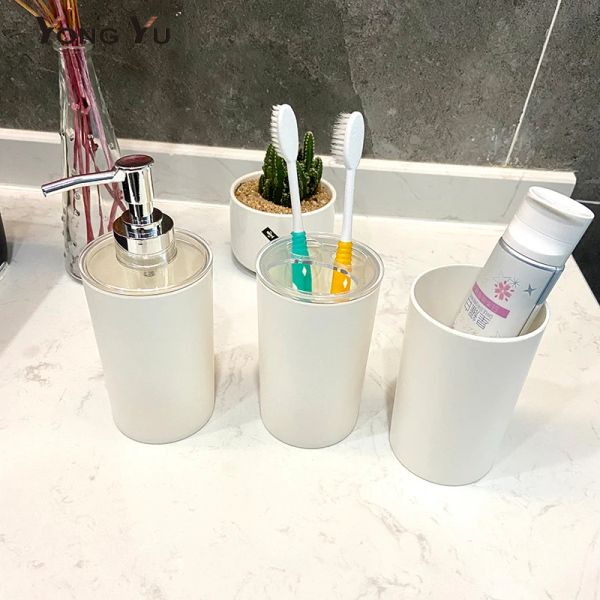Держатели 3 шт. пластиковые аксессуары для ванной комнаты, дозатор мыла, держатель для зубных щеток, набор для ополаскивания, кружка для туалетной комнаты, украшение дома