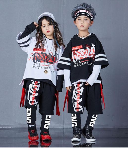 4 Pezzi nuova moda stampa cool ragazzi Abbigliamento per ragazze set Maglietta di cotone pantaloni da ballo hip hop vestiti sportivi abiti Abiti per bambini6421077