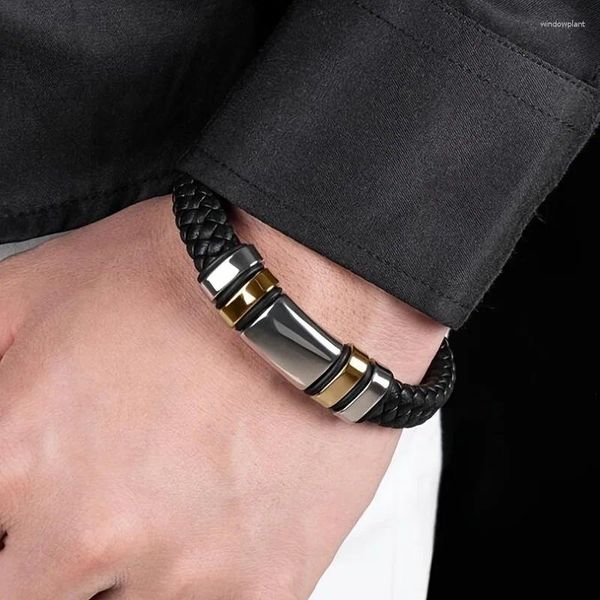 Armreif, personalisierbar und trendig, cooles, minimalistisches Lederarmband mit 4 Ringen für Herren, 22 cm, Geburtstagsgeschenk