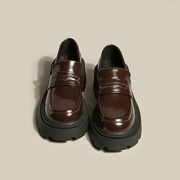 Casual Schuhe 2024 Loafers Frauen Patent Leder Frühling Plattform Plus Größe Japanses Stil Mode Schwarz Schule