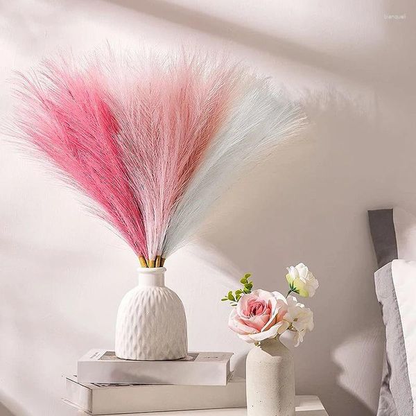 Flores decorativas 9pcs 55cm artificial pampas grama colorida simulação fofa reed plantas falsas para casamento sala de estar decorações de vaso