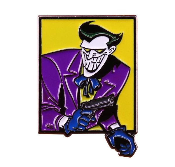 DC Comics Joker Gun Brooch ve Karikatür Emaye Pimleri Erkek Kadın Moda Mücevher Hediyeleri Anime Film Roman Şapka Lapel Rozetleri5359338