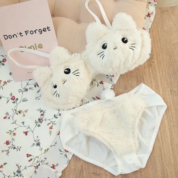 Set reggiseno da donna in peluche giapponese Kawaii Cute Girl Cat Confortevole biancheria intima da cartone animato Bella biancheria morbida per studenti 240305