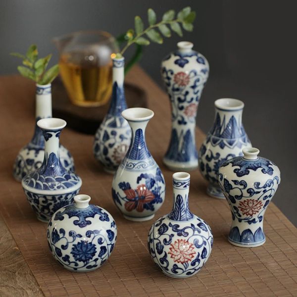 Vasen Jingdezhen Antikes unterglasiertes blaues und weißes Porzellan handbemalte Mini-Wasservase Kungfu-Teetisch Haushaltsdekorationen