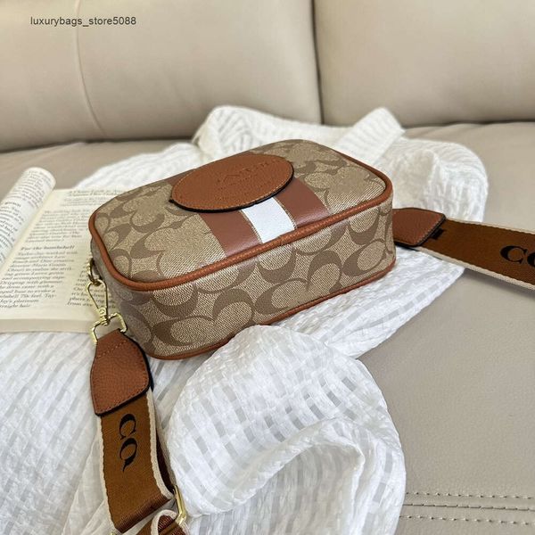 Дешевая оптовая скидка 50% на новые дизайнерские сумки Olay New Stripe Dempsey Camera Bag Canvas Panel Leather Square