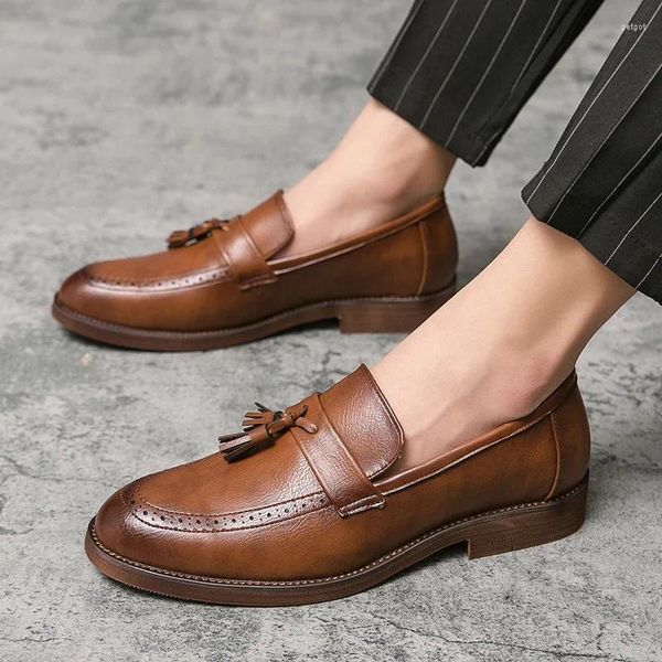 Kleidschuhe Sapato de Vestido Masculino Oxfords Brogue Classico Com Borla Mocassins Design Costurado A Mao Tamanho Grande 38-47 Plano Nova M