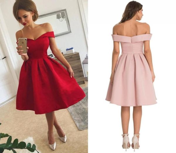 Simples vermelho cetim curto vestidos de baile com babados fora do ombro na altura do joelho vestidos de festa curtos feitos sob medida barato curto noite dres1831663