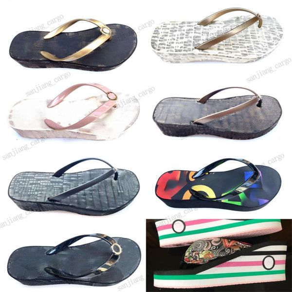 Donna Eva ciabatta con zeppa estate outdoor donna Infradito in schiuma designer di lusso M lettera zeppe tacco alto sandali infradito da spiaggia Fondo spesso Kslippers Ciabatte