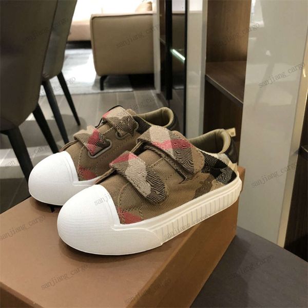 Scarpe casual per bambini di marca firmate Scarpe di tela vintage scozzesi a quadri Neonati bambini Scarpe da ginnastica di alta qualità per ragazzi e ragazze Taglie 26-35 Scarpe da ginnastica in pelle moda Bur