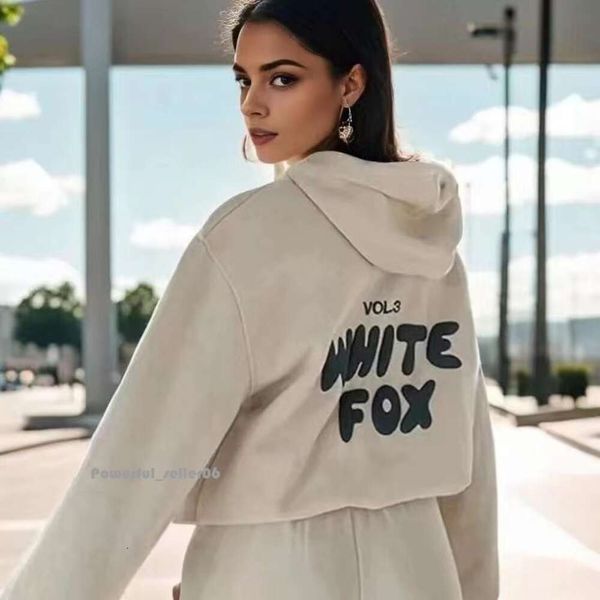 Tute firmate White Fox Felpa con cappuccio da donna Primavera Autunno Inverno Nuova felpa con cappuccio Set Pullover sportivo a maniche lunghe alla moda con cappuccio Joggers White Fox 7809