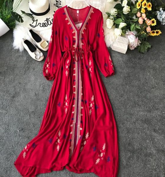 2020 frauen Sommer Bohemian Kleid Vneck Aline AnkleLength Empire Stickerei Baumwolle Rot Lange Vestidos mit Schärpen Plus Größe 3XL1686641