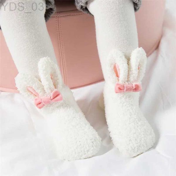 Kindersocken aus Korallenfleece, Baby-Socken für Mädchen, Neugeborene, weich, niedlich, Kaninchen-Babysocken, Winterstil, Größe S (3M6M9M) und M (12M18M24M) YQ240314