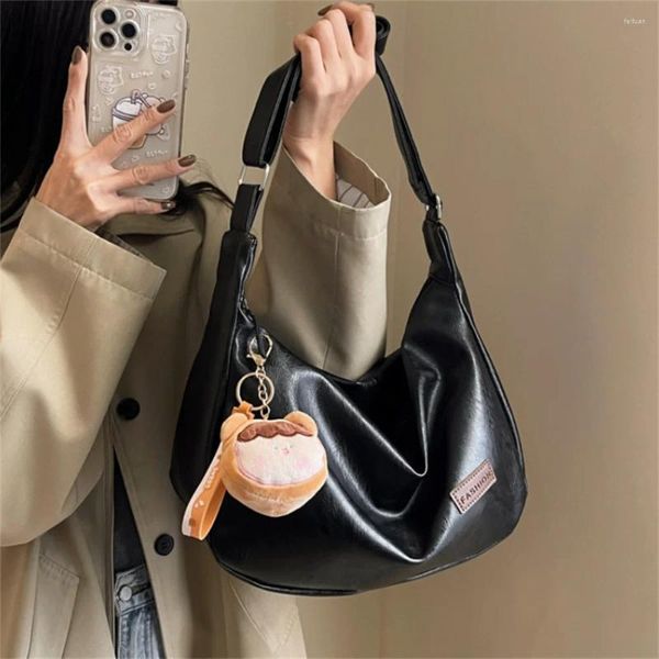 Omuz çantaları kadınlar için yumuşak pu deri 2024 moda retro trend tasarımcı crossbody çanta koltuk altı koltuk