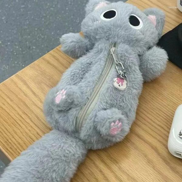 Case di matita per gattini grigio peluche con un alto valore estetico e divertimento femminile studentessa di cartoleria carina di cartoleria di cartoleria