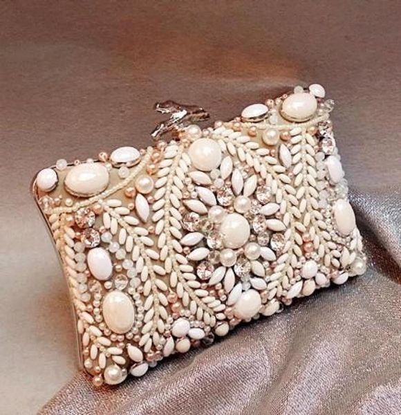 Luxuriöse nackte Brauthandtaschen, von Prominenten inspirierte Abendtaschen, Acryl-Nachtparty-Handtaschen, große Perlen-Clutch mit Strass und Kristallen 2800716