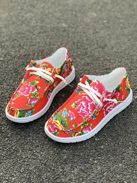 2024 na primavera, os novos sapatos baixos femininos de tamanho com cabeça redonda e flores grandes no nordeste da China são sapatos casuais.A0e2#260 Sprg Norast Cha.