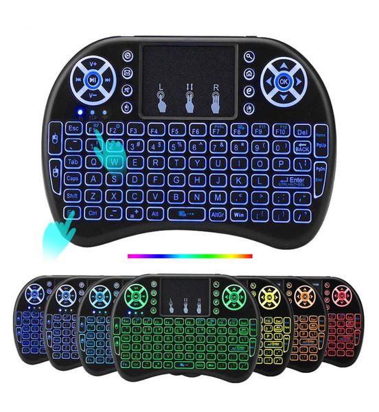 Mini teclado i8 retroiluminado 24G sem fio Fly Air Mouse recarregável com retroiluminação Touchpad Controles remotos para Smart TV Box Andro5167619