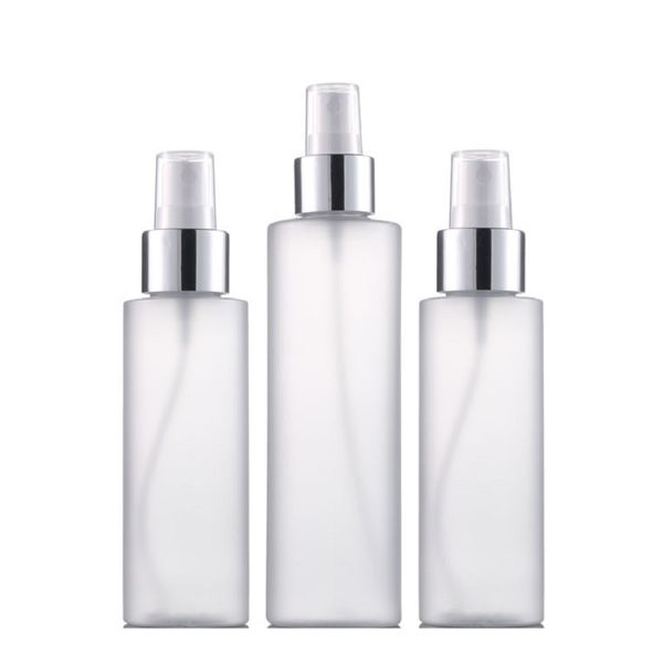 Frasco recarregável de perfume 100ml 150ml 200ml Ombro plano PET Frost Garrafas Bomba de prata brilhante Portátil Embalagem cosmética Atomizador Garrafas de spray de névoa vazia