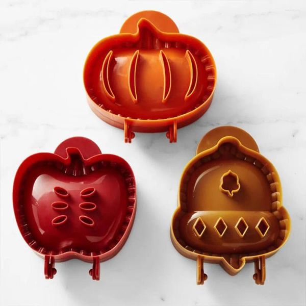 Moldes de cozimento Cortador de torta de Natal fácil de limpar Halloween Apple Empanada Press Maker Hazelnut Pumpkin Sobremesa Ferramentas de padaria para