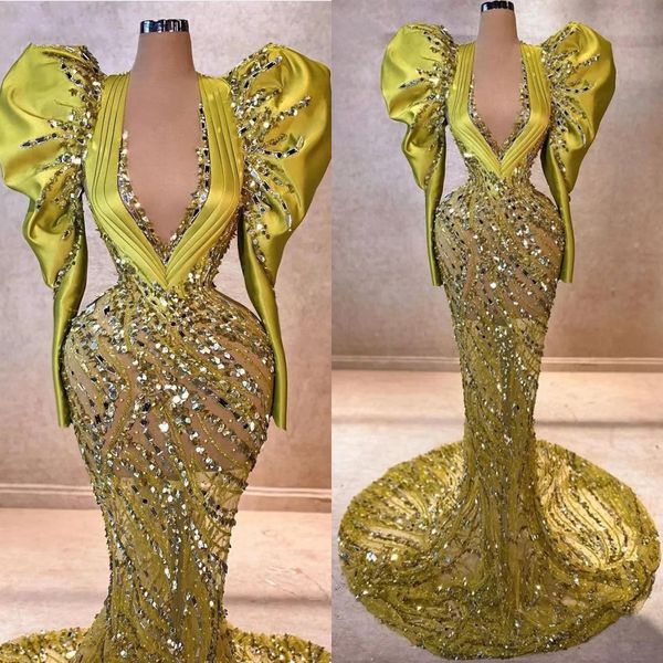 Abito da ballo moderno con scollo a V profondo a sirena verde con paillettes in cristallo con maniche a sbuffo, abiti da festa per celebrità arabi di Dubai, abiti da sera