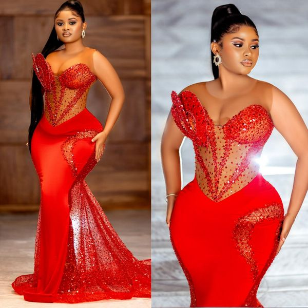 2024 Abiti da ballo rosso africano Promdress per le donne nere Illusion Abiti da sera a sirena per occasioni speciali Abito di fidanzamento di compleanno con paillettes in rilievo di pizzo AM521