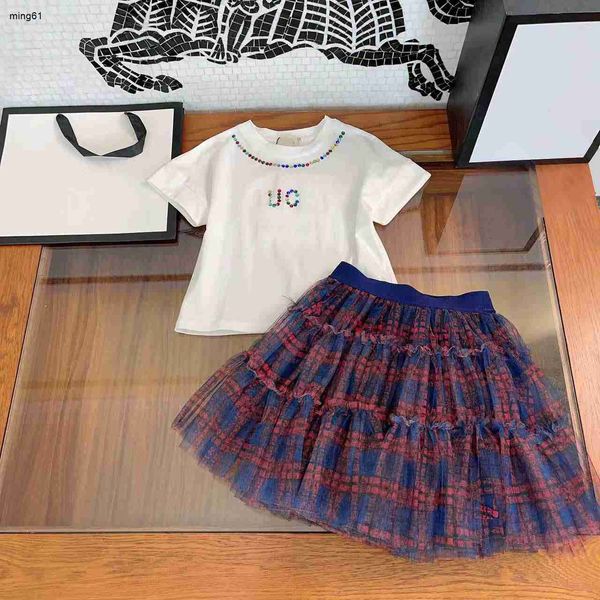 Marca vestido de princesa meninas fatos de treino coloridos letras diamante quente roupas de bebê tamanho 110-160 cm crianças t camisa e saia de renda 24mar