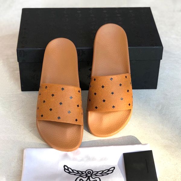 Taglia 35-44 Moda di lusso Designer Pantofola Donna Sandalo in gomma Piscina estiva Scarpe casual sandalo Sexy Outdoor Beach Slider di alta qualità Uomo Mulo mocassino scivolo con scatola