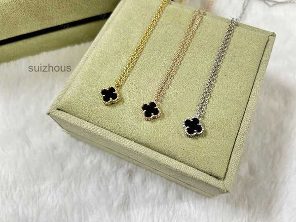 Designer-Halsketten-Anhänger aus Gold, Kleeblatt mit glänzendem Kristalldiamant, OL, 4-blättriges Perlmutt, Mini-9-mm-Anhänger-Choker