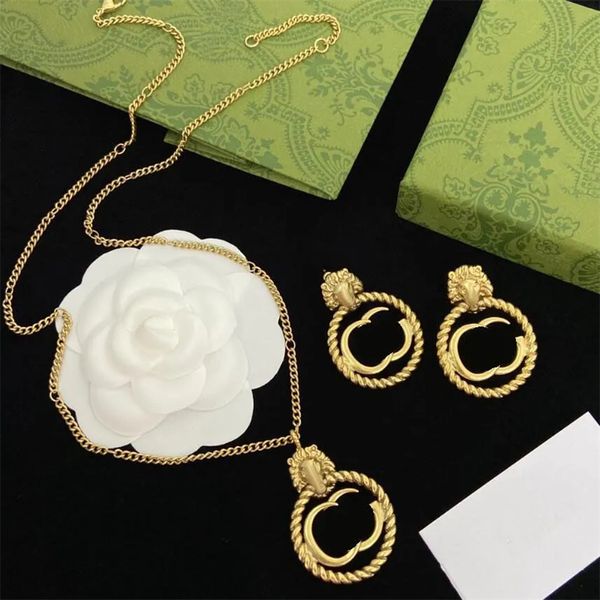 Designer di lusso in oro doppia lettera collane con ciondolo orecchini set lettere di marca collana retrò per le donne regali per feste di nozze set di gioielli