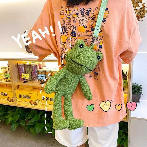 Плюшевые рюкзаки Ugly Funny Frog Plush Backpack Модная женская сумка Мультфильм Kawaii Frog Messenger Bag Плюшевая кукла Симпатичная сумка на плечо Рождественский подарокL2403