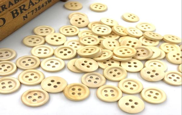 500 pezzi 4 fori Kid039s bottoni in legno per cucire 15 mm lotti di miscelazione artigianale per cucire WB1059622776