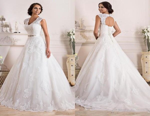 2019 Классические свадебные платья на заказ Свадебные платья Line Princess с открытой спиной и кружевными аппликациями Свадебные платья с корсетом и Swee9568993