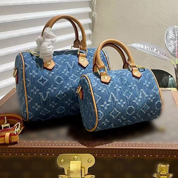 10A 2024 Yeni Denim Tasarımcı Çanta Omuz Çantası Tote Çanta Çanta Çantası Çanta Alışveriş Çantası Moda Kadınlar Çanta Cuth Bag Hobo Drawstring Buck Çantalar Gelişmiş Doku