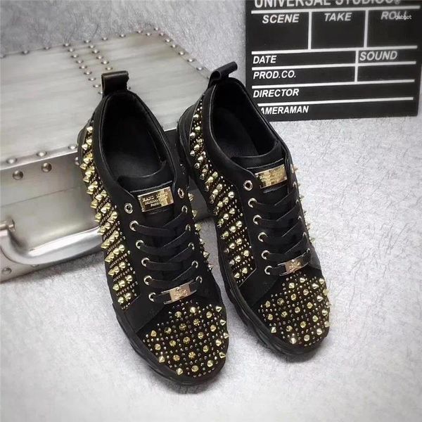 Casual Schuhe Goldene Farbe Nieten Männer Fabrik Direkt Verkäufe Lace-Up Hohe Qualität Mann Herbst Mode Design 2024